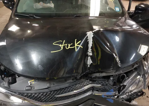 2020 Chrysler Pacifica Touring L from USA, damaged, VIN 2C4RC1BG2LR280156